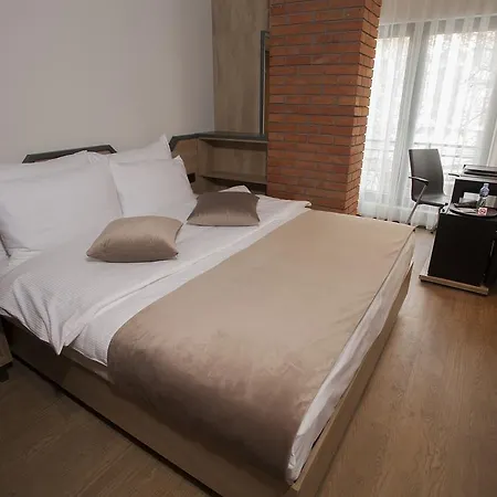 Solun'S Riverside Rooms Skopje Exterior foto