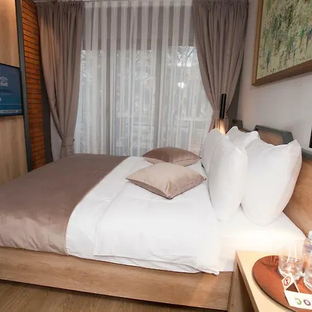 Solun'S Riverside Rooms Skopje Exterior foto