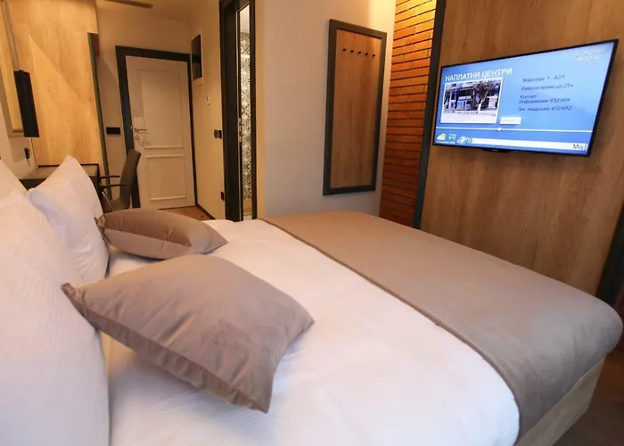 Solun\'S Riverside Rooms