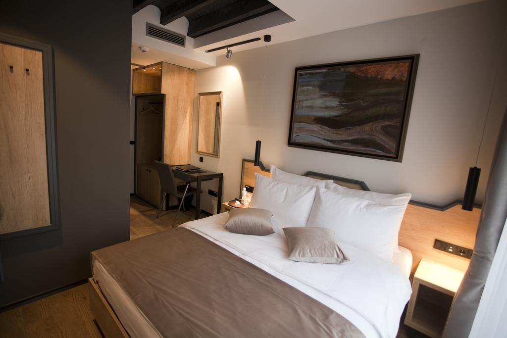 Solun's Riverside Gasthof 3*